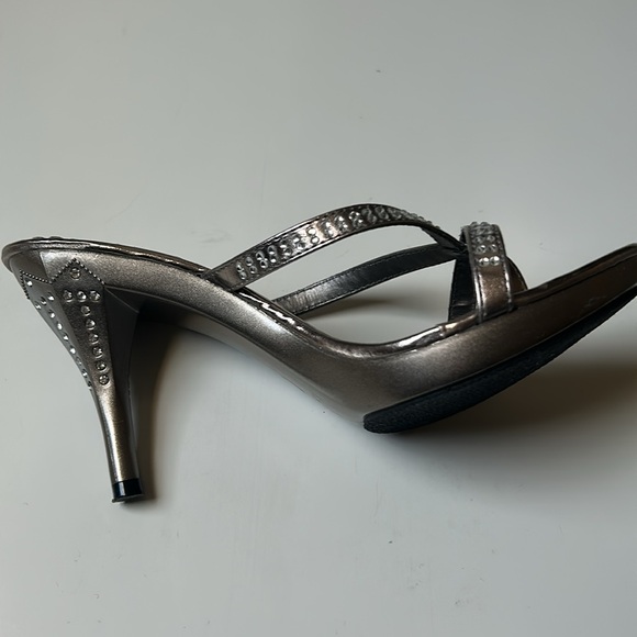 Madeline Stuart Silver Heels with Rhinestone Straps - Picture 7 of 7
